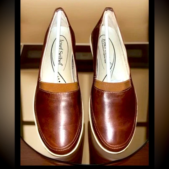 Josef Seibel Shoes - Josef Seibel Full Grain Leather Closed Toe Slip On Loafers Shoes W/Elastic Band